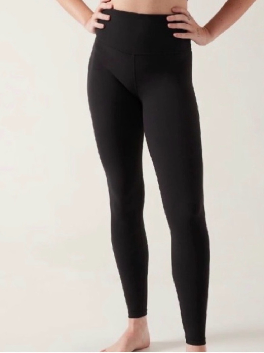 Athleta Women’s Ultra High Rise Elation Tight Black Ankle Leggings Size M